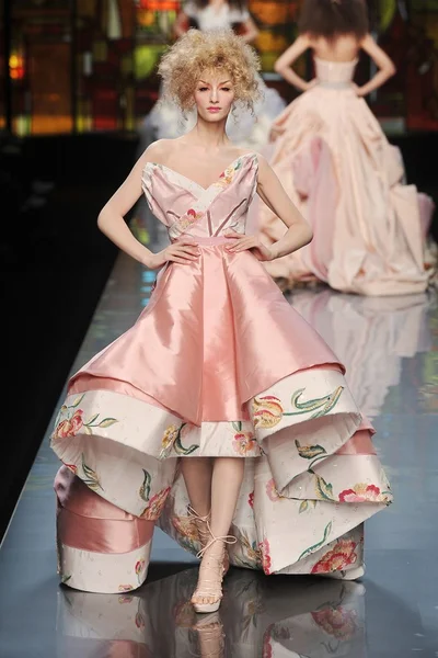 Look 35